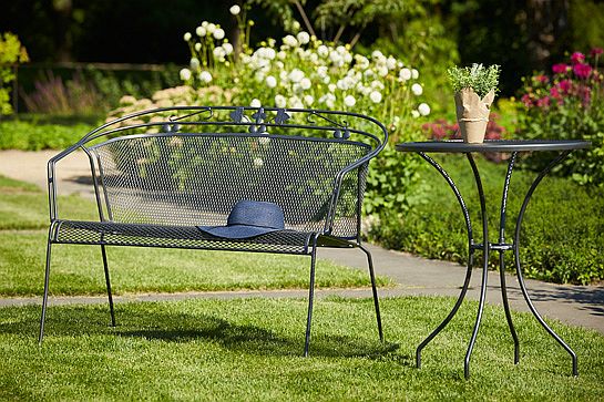Gartenmöbel Schmiedeeisen im Gartenmöbel-Center Neubukow